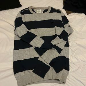 Tommy Hilfiger striped crew neck sweater size large